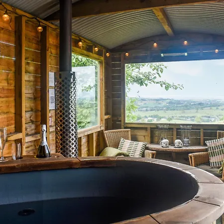 Bracken Hut At Copy House Hideaway