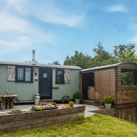 Bracken Hut At Copy House Hideaway Apartament